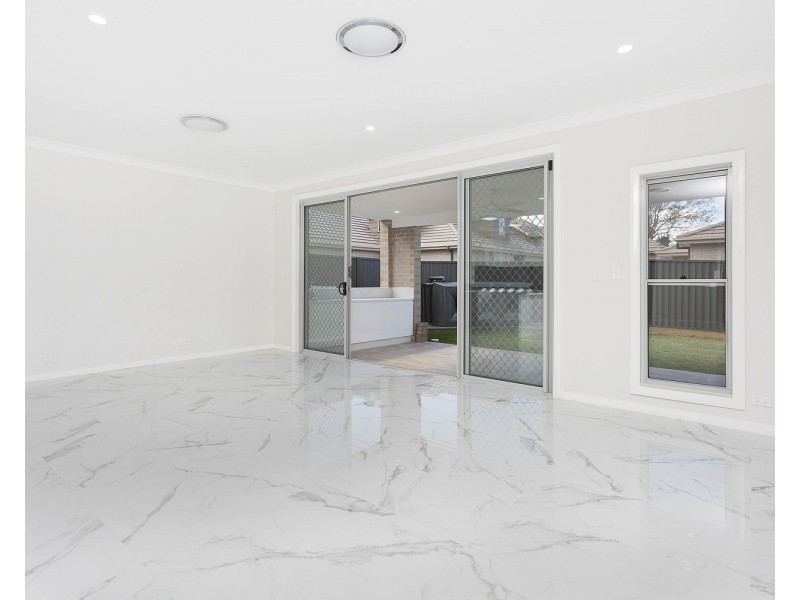 2/113-117 Ely Street, Revesby NSW 2212