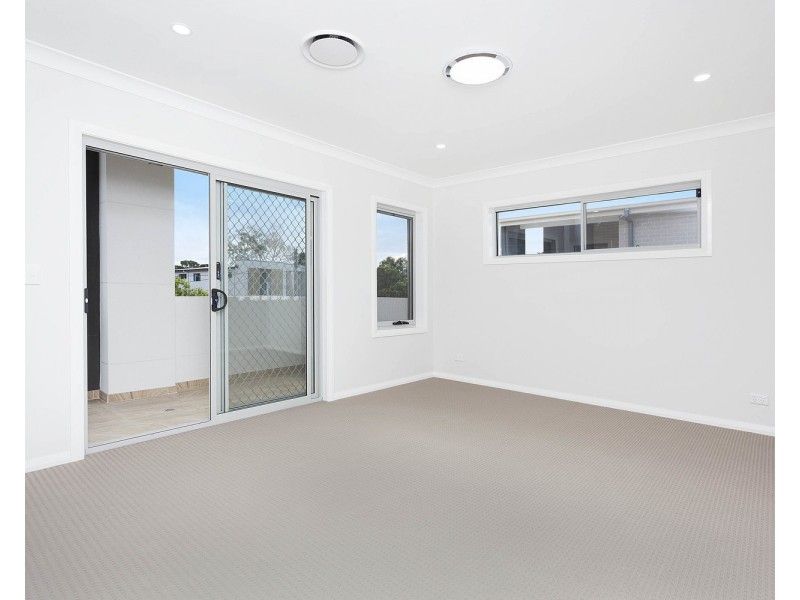 2/113-117 Ely Street, Revesby NSW 2212