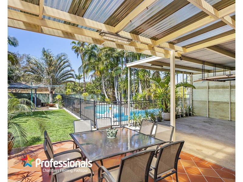 6 Riverside Avenue, Picnic Point NSW 2213