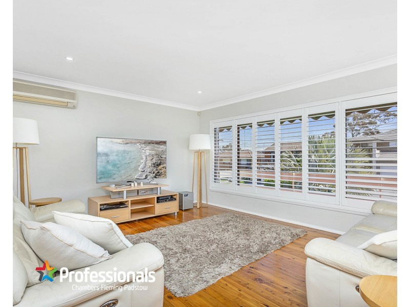 6 Riverside Avenue, Picnic Point NSW 2213