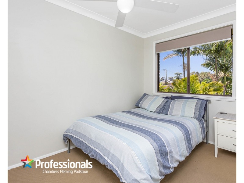 6 Riverside Avenue, Picnic Point NSW 2213