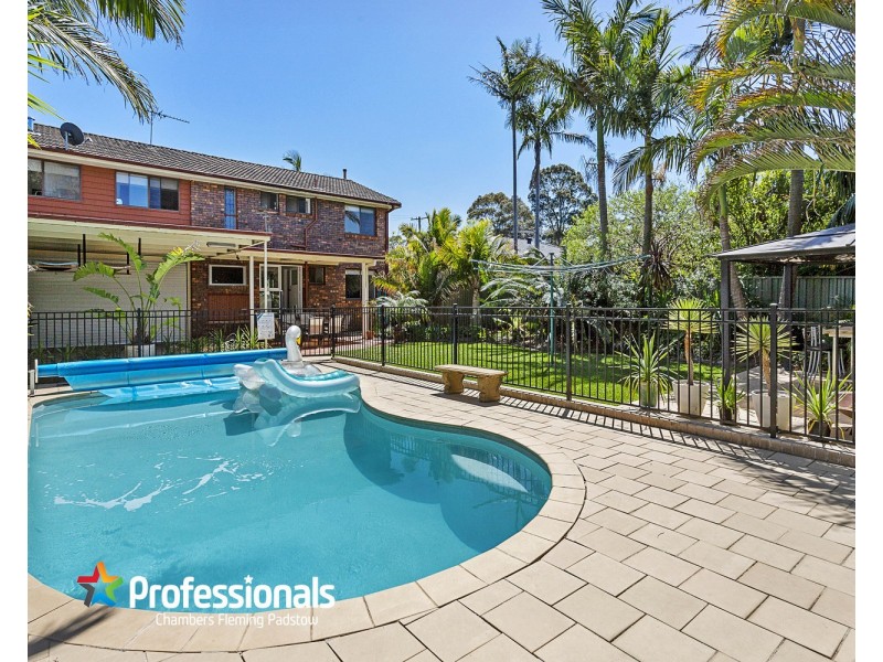 6 Riverside Avenue, Picnic Point NSW 2213