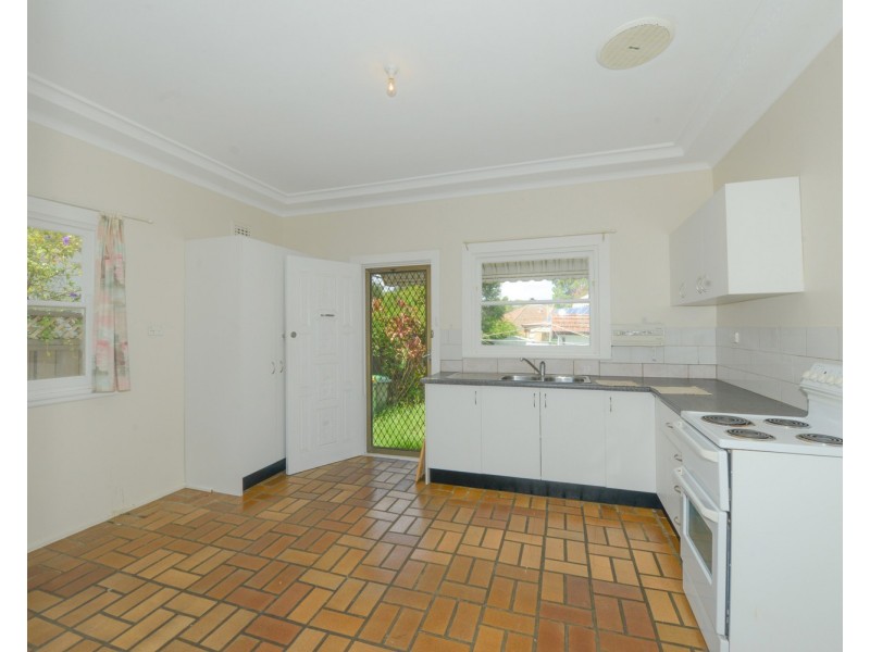 63 Faraday. Road, Padstow NSW 2211