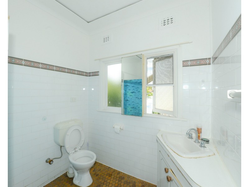 63 Faraday. Road, Padstow NSW 2211