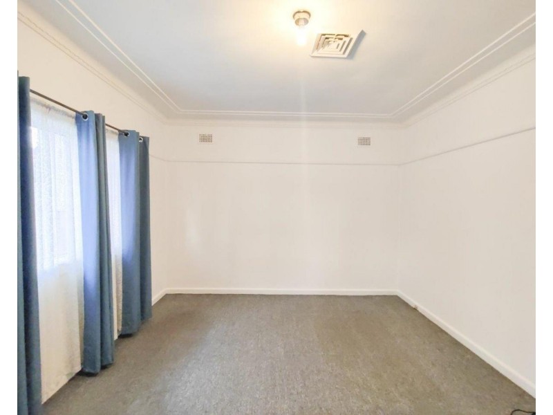 1 Bell Street, Panania NSW 2213