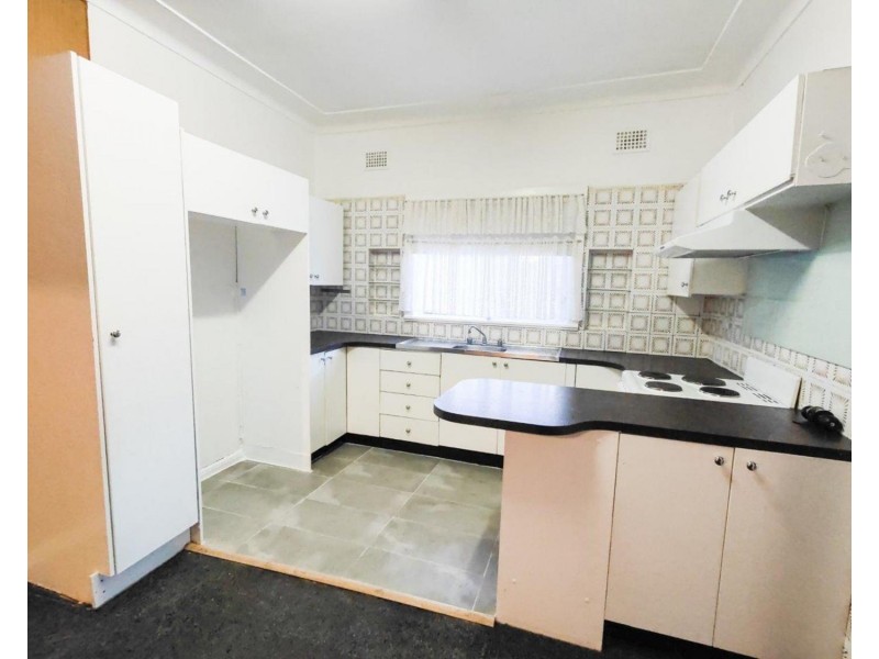1 Bell Street, Panania NSW 2213