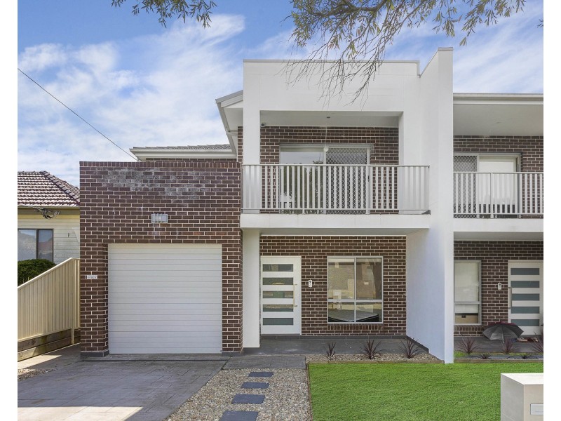 12 Blanc Avenue, East Hills NSW 2213