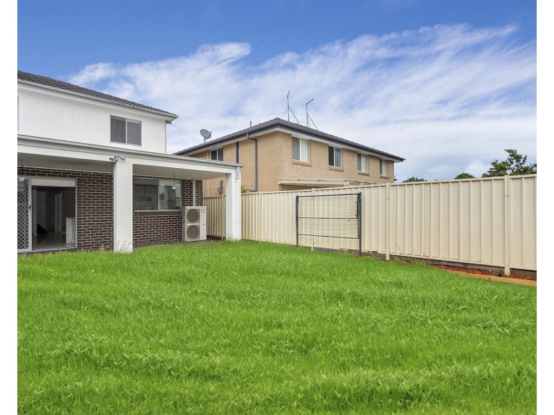 12 Blanc Avenue, East Hills NSW 2213