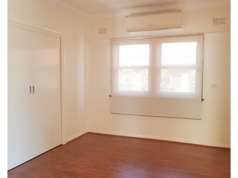 23 Robb Street, Revesby NSW 2212