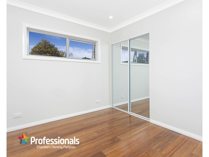 32 Hendy Ave, Panania NSW 2213