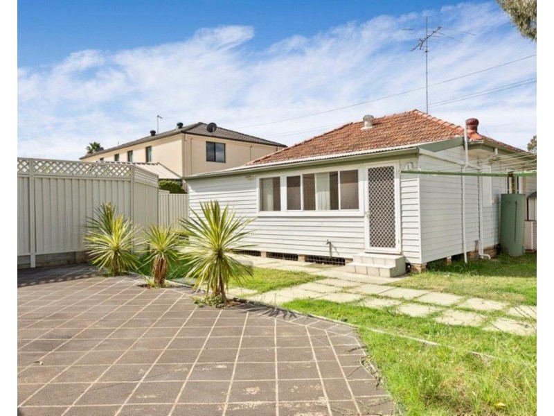 86 Queen Street, Revesby NSW 2212