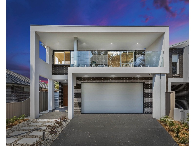 61 Victor Avenue, Picnic Point NSW 2213