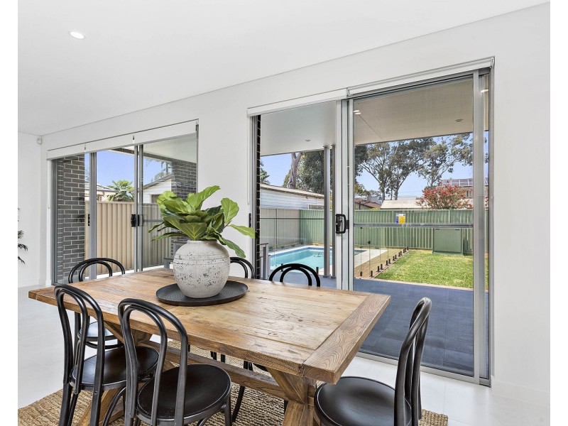 61 Victor Avenue, Picnic Point NSW 2213