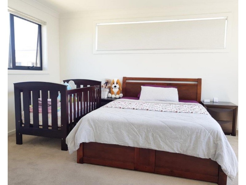 19 Bartholomew Circuit, Moorebank NSW 2170