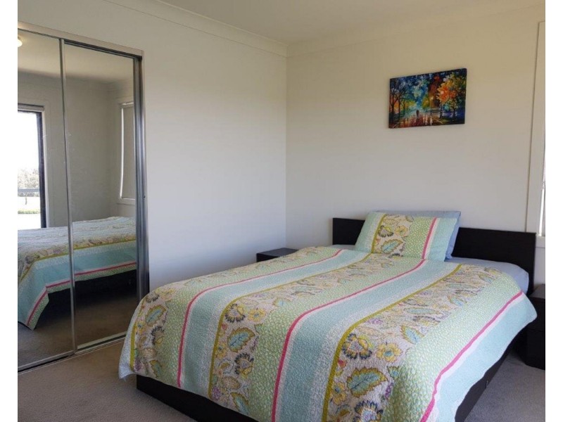 19 Bartholomew Circuit, Moorebank NSW 2170