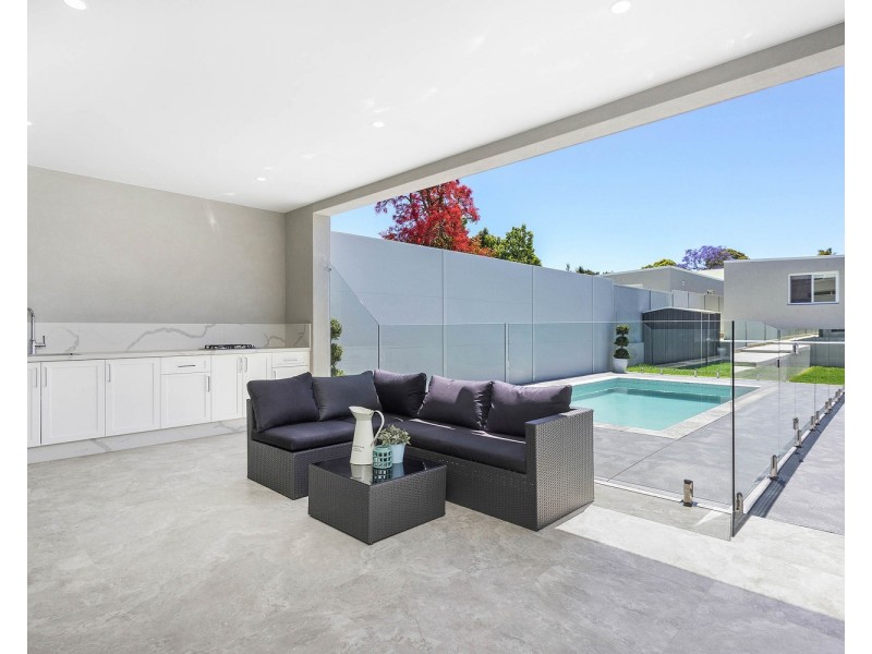 2B Treatt Avenue, Padstow NSW 2211