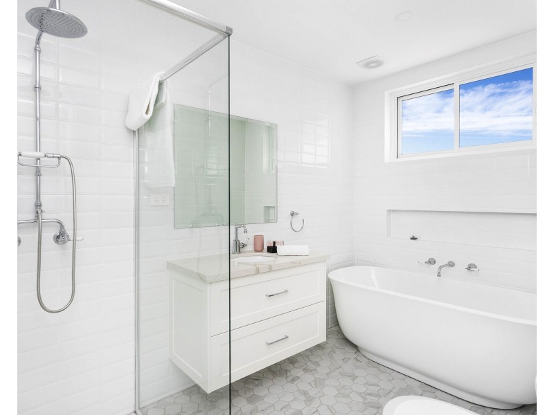 2B Treatt Avenue, Padstow NSW 2211