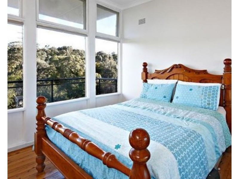 42 Queensbury Road, Padstow Heights NSW 2211