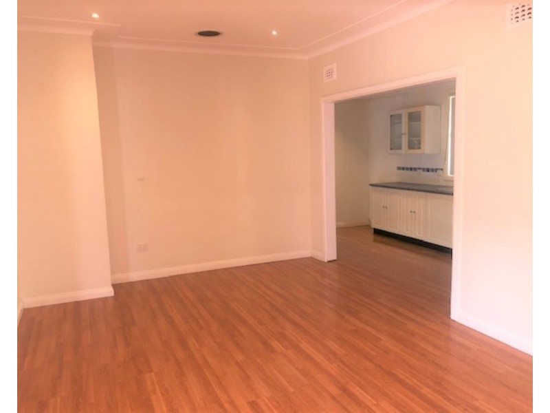 4 Nina Street, Revesby NSW 2212