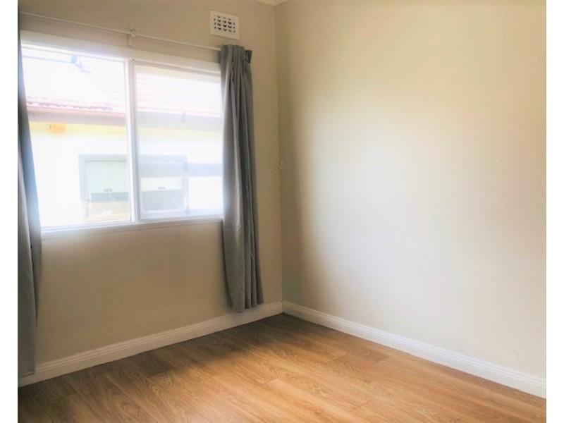 4 Nina Street, Revesby NSW 2212