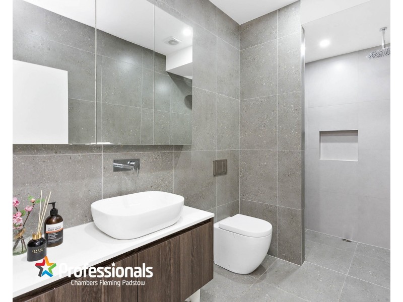 18 Wyatt Avenue, Padstow NSW 2211