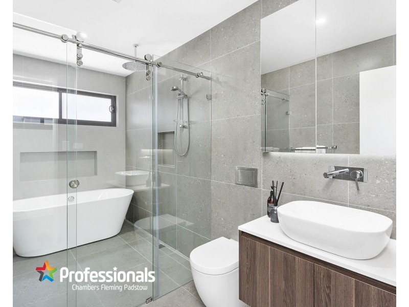 18 Wyatt Avenue, Padstow NSW 2211