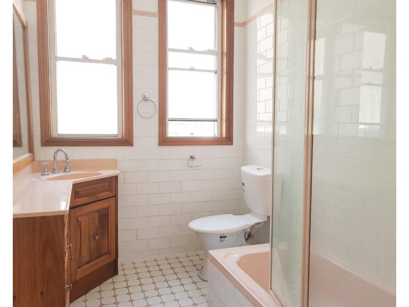 54 Eastern Avenue, Panania NSW 2213