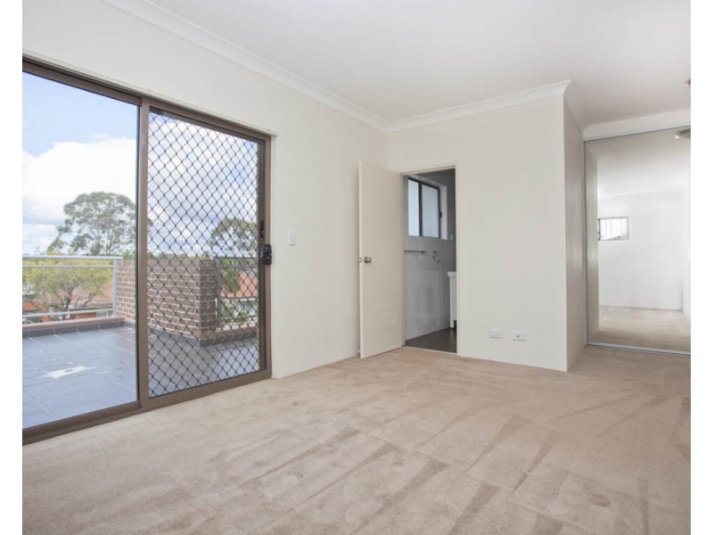 12 Mackinnon Avenue, Padstow NSW 2211