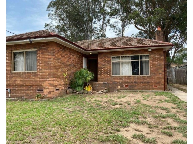 31 Montgomery Avenue, Revesby NSW 2212