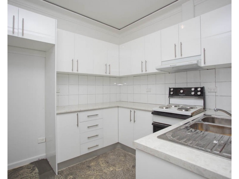 26 Doris Street, Picnic Point NSW 2213