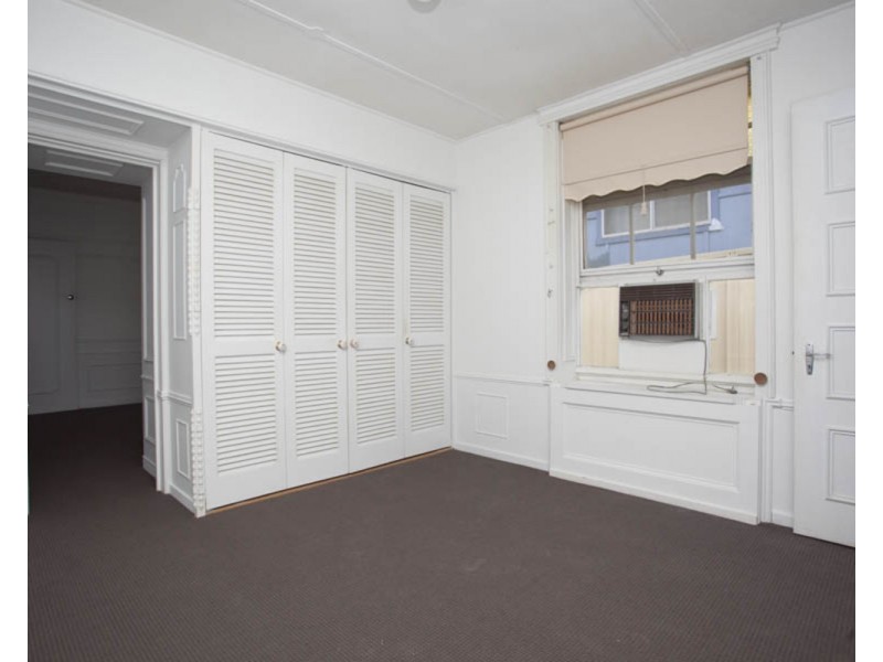 26 Doris Street, Picnic Point NSW 2213