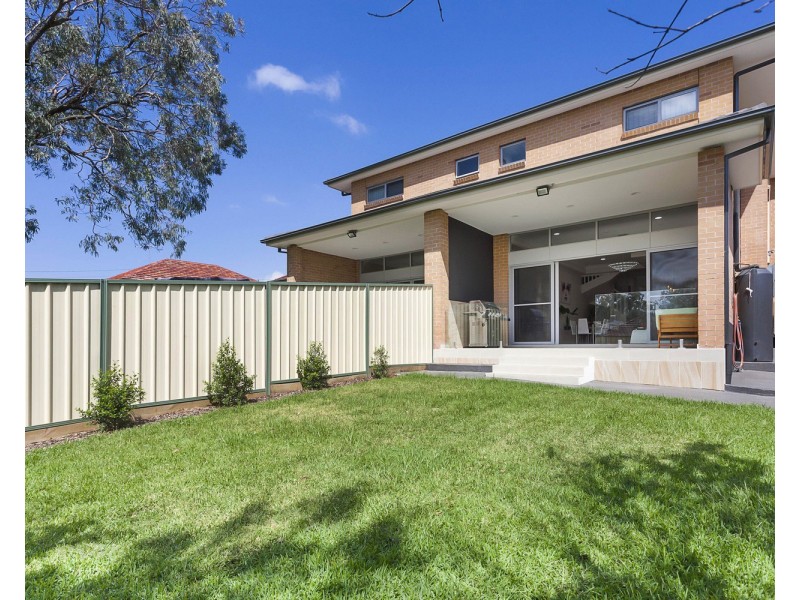 6A Woodburn Avenue, Panania NSW 2213