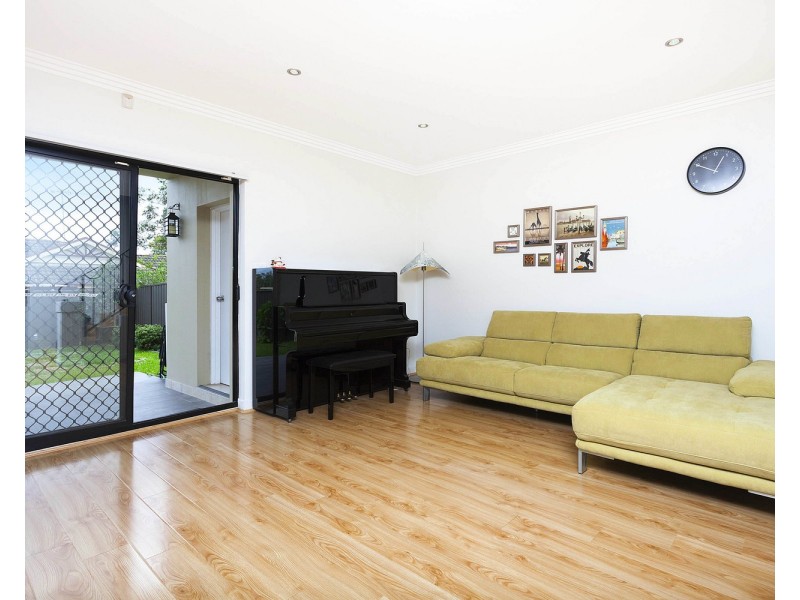 32 Lang Street, Padstow NSW 2211