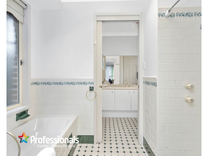 9 Lillian Crescent, Revesby NSW 2212