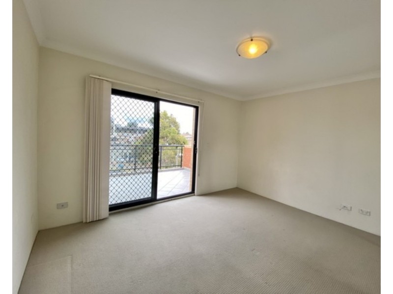 10/18 Howard Road, Padstow NSW 2211