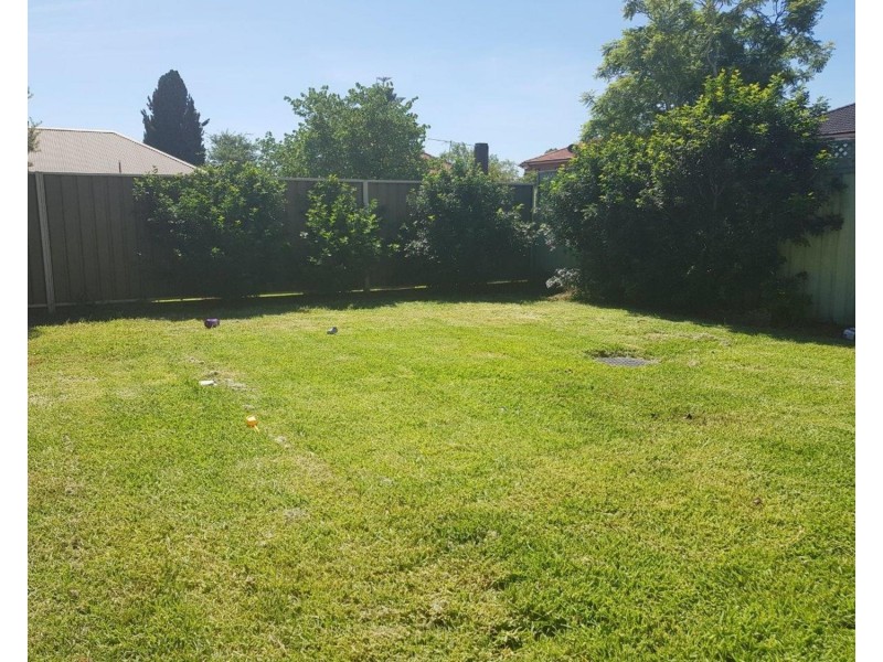 4 Truscott Avenue, Panania NSW 2213