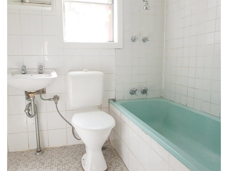 7 Swan Street, Revesby NSW 2212