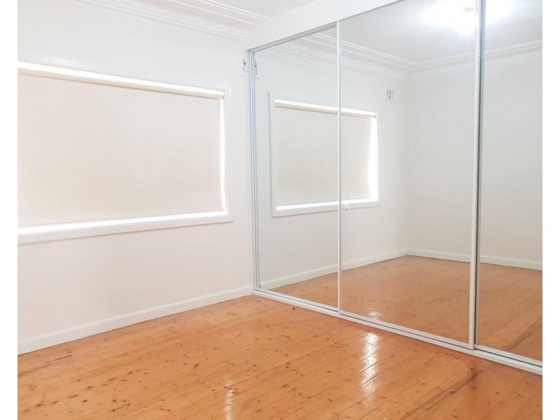 7 Swan Street, Revesby NSW 2212