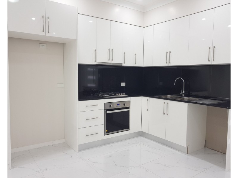 16A Treatt Avenue, Padstow NSW 2211