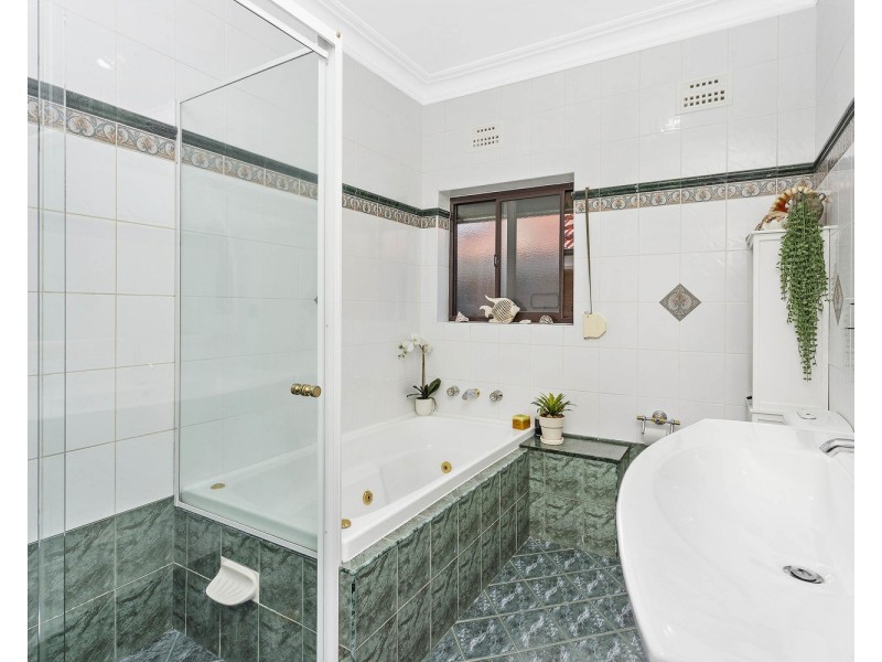 5 Weston Street, Revesby NSW 2212