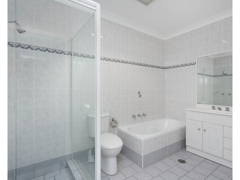 6/831 Henry Lawson Drive, Picnic Point NSW 2213