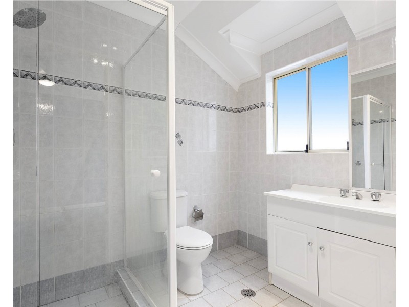 6/831 Henry Lawson Drive, Picnic Point NSW 2213