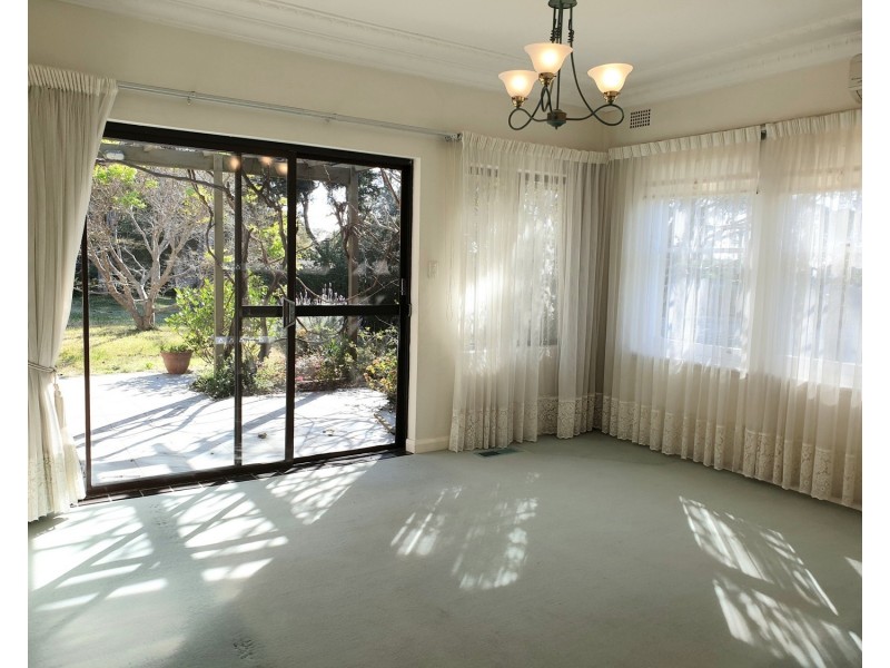 11 Dudley Avenue, Caringbah South NSW 2229