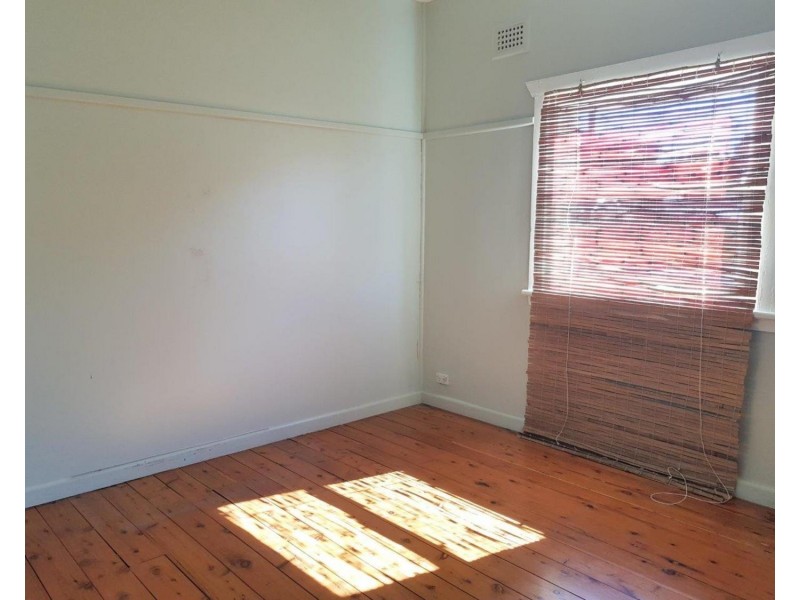 2 Stuart Street, Padstow NSW 2211