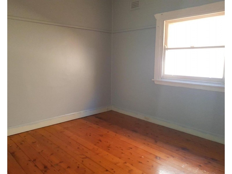 2 Stuart Street, Padstow NSW 2211