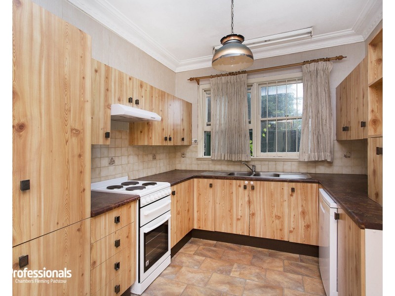 60 Valley Road, Padstow Heights NSW 2211