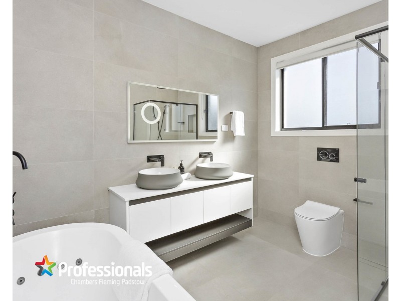 18 Cairo Avenue, Padstow NSW 2211