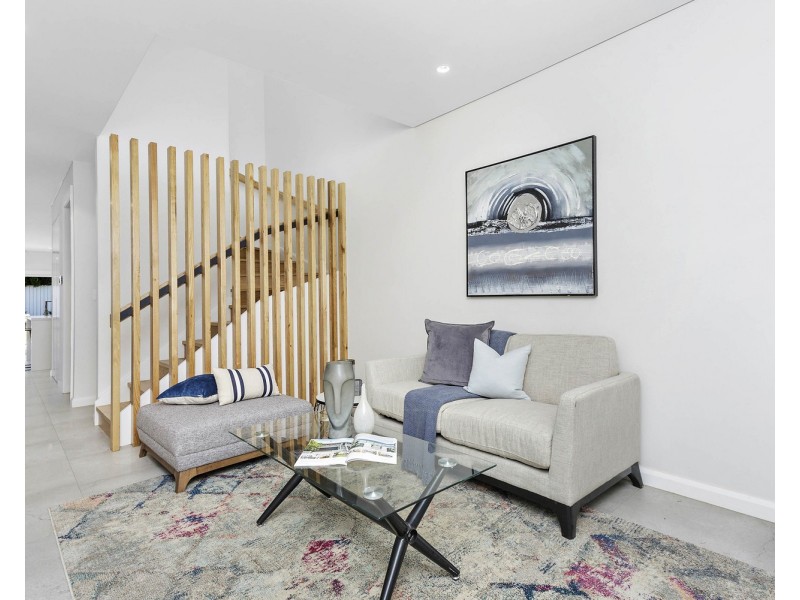 11 Ellesmere Street, Panania NSW 2213