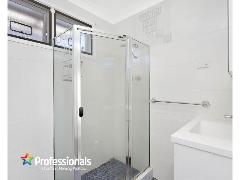 1 Windermere Crescent, Panania NSW 2213