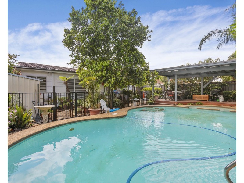 40 Newland Avenue, Milperra NSW 2214